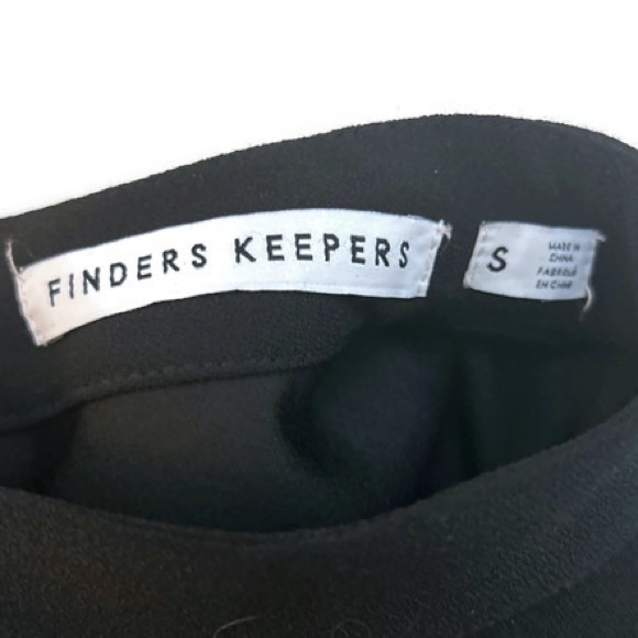 Finders Keepers Black Cocktail Dress w Split Cape Sleeves Sz S - Picture 6 of 8